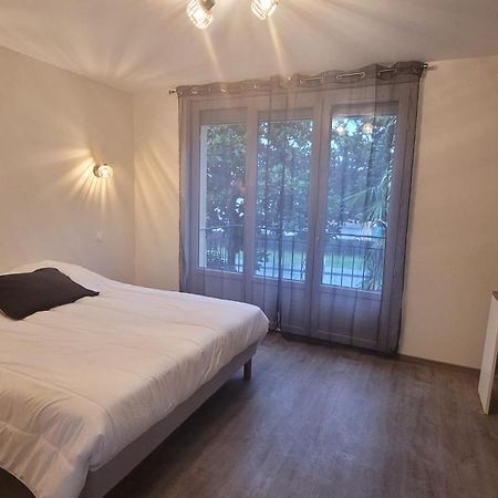 Bel Appartement T5 Neuf Avec 4 Chambres Тарб Екстер'єр фото