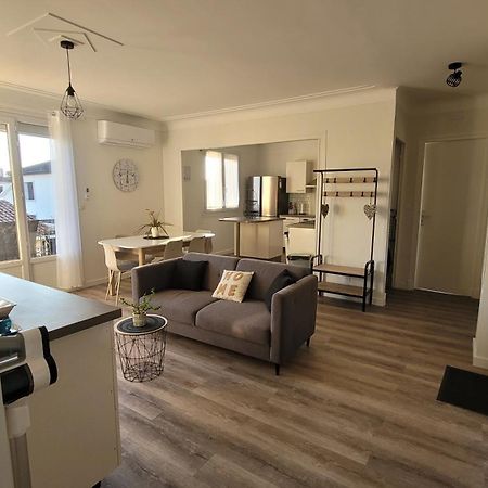 Bel Appartement T5 Neuf Avec 4 Chambres Тарб Екстер'єр фото