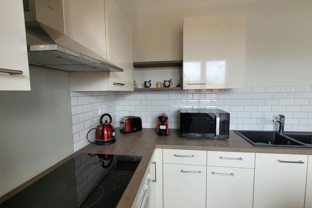 Bel Appartement T5 Neuf Avec 4 Chambres Тарб Екстер'єр фото