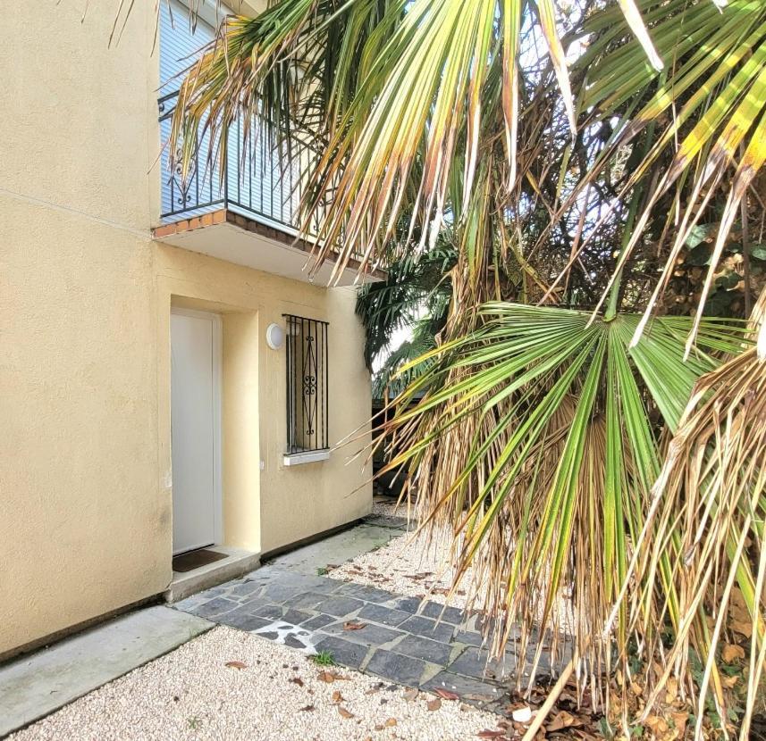 Bel Appartement T5 Neuf Avec 4 Chambres Тарб Екстер'єр фото